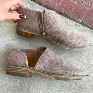 Indigo Road Cutout Booties. Size 6.5. Worn.